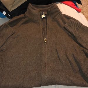 Men’s sweater zip up